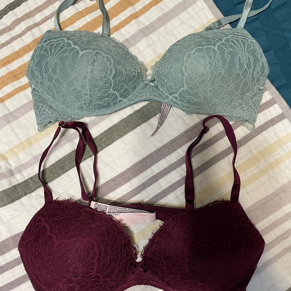Victoria’s Secret Dream Angels Elegant Lace Bra Set - Green and Burgundy